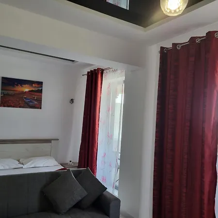 Sunrise Mamaia Nord Apartment *
